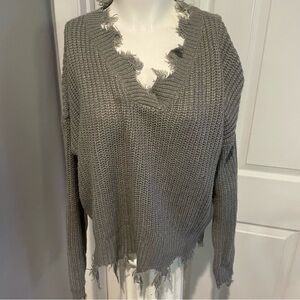 FULL CIRCLE TRENDS GREY SWEATER V NECK DISTRESSED HEM & SLEEVES,S/LARGE